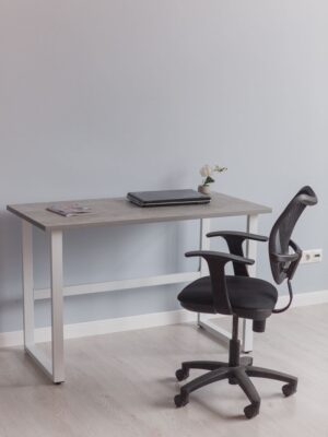 Стол компьютерный Good Desk LIGHT,размер 90х60х75 см, цвет ателье светлый, цвет ножек белый