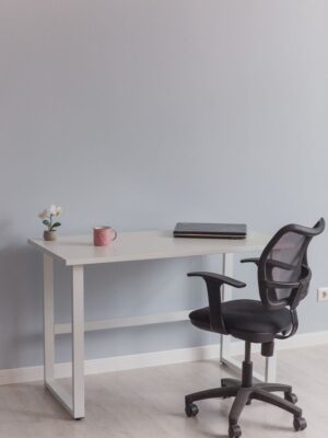 Стол компьютерный Good Desk LIGHT,размер 90х60х75 см, цвет белый, цвет ножек белый