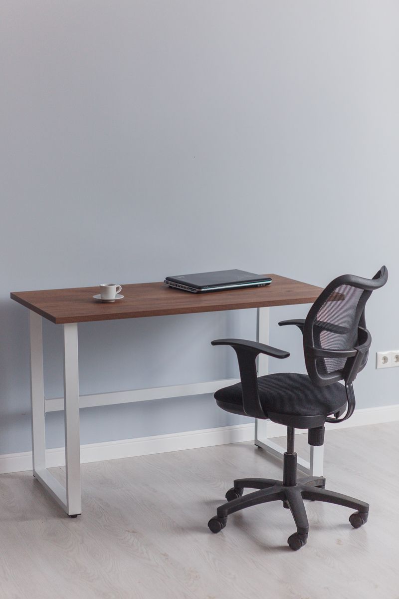 Стол компьютерный Good Desk Loft,размер 140х70х75 см, цвет дуб табачный, цвет ножек белый