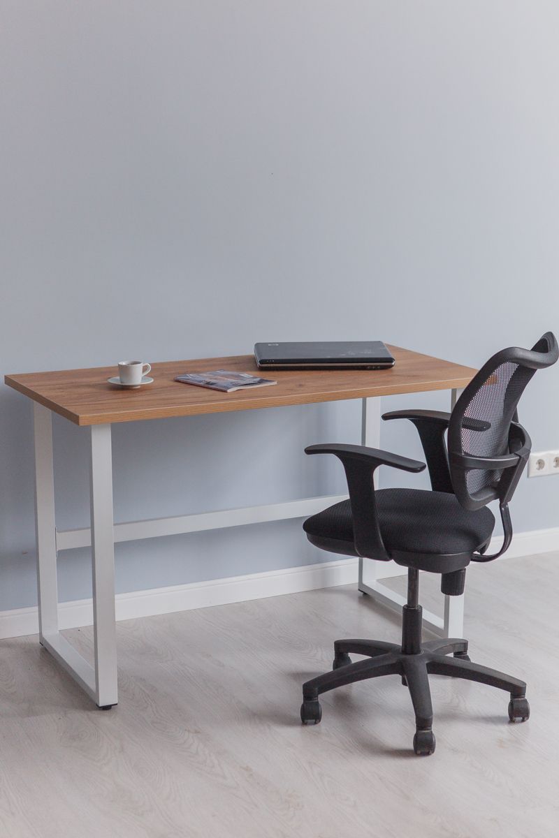 Стол компьютерный Good Desk Loft,размер 140х70х75 см, цвет дуб золотой, цвет ножек белый