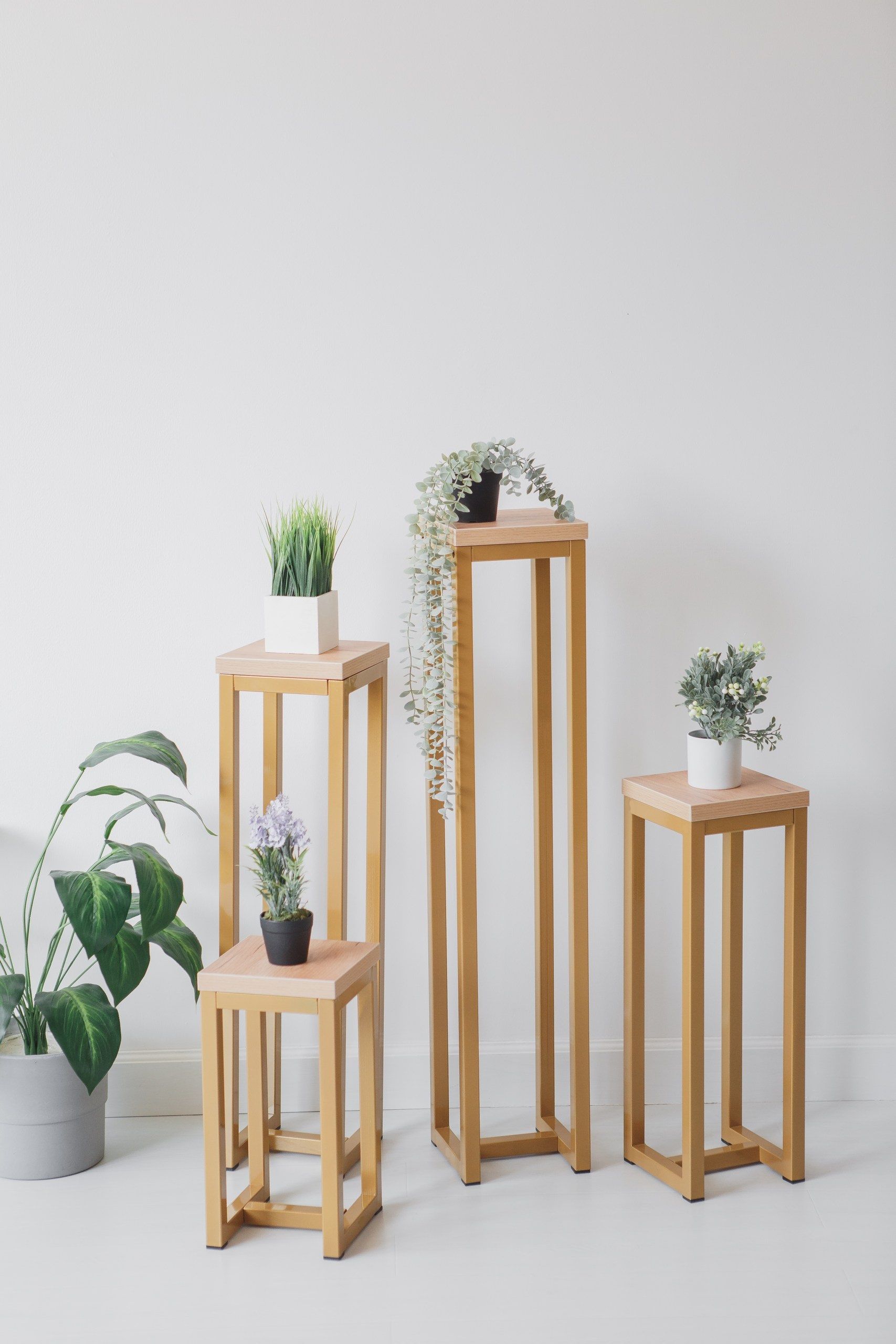 Цветочница-подставка Flowers Tower 100х20х20см дуб золотой, корпус золотой