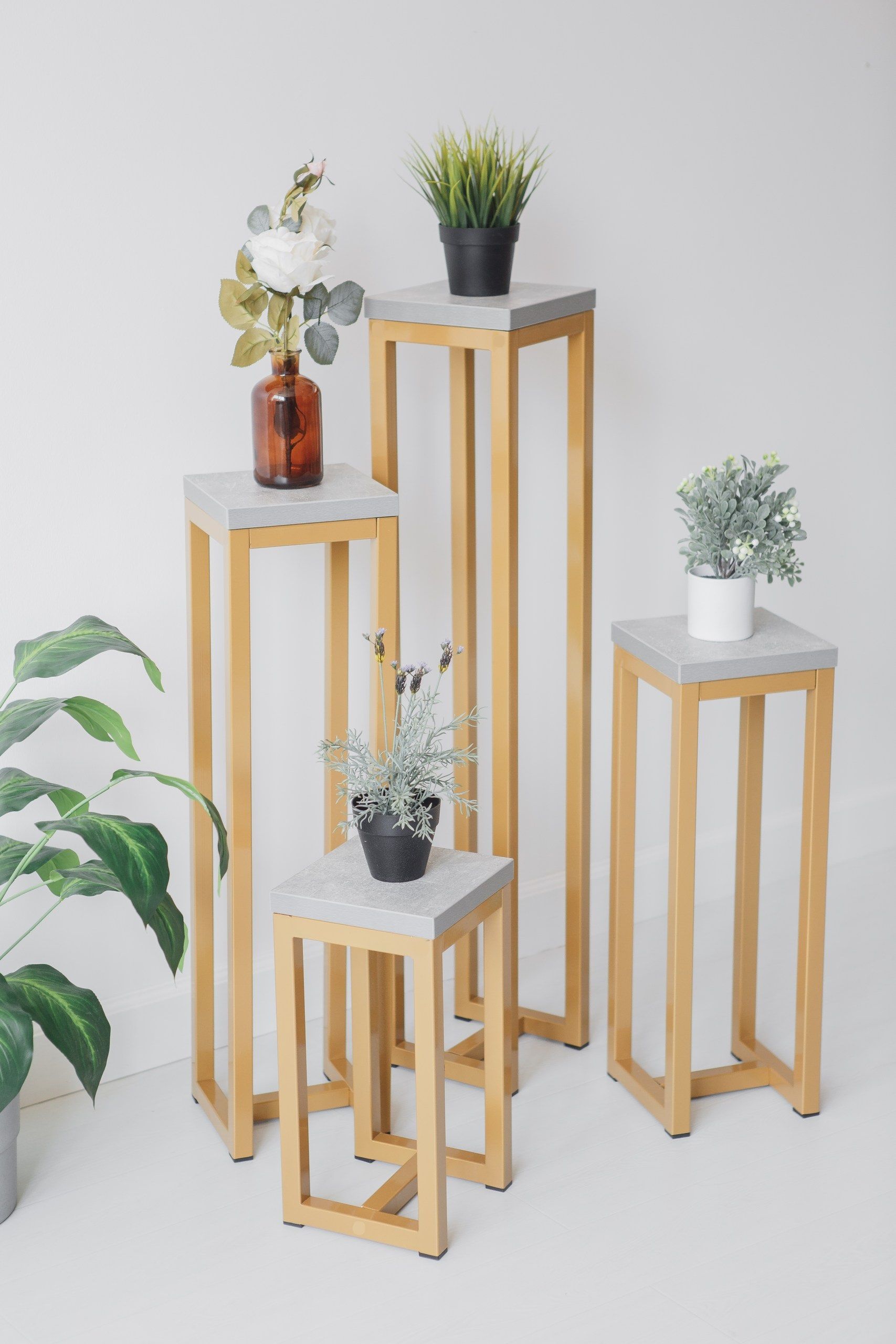 Цветочница-подставка Flowers Tower 100х20х20см ателье светлый, корпус золотой