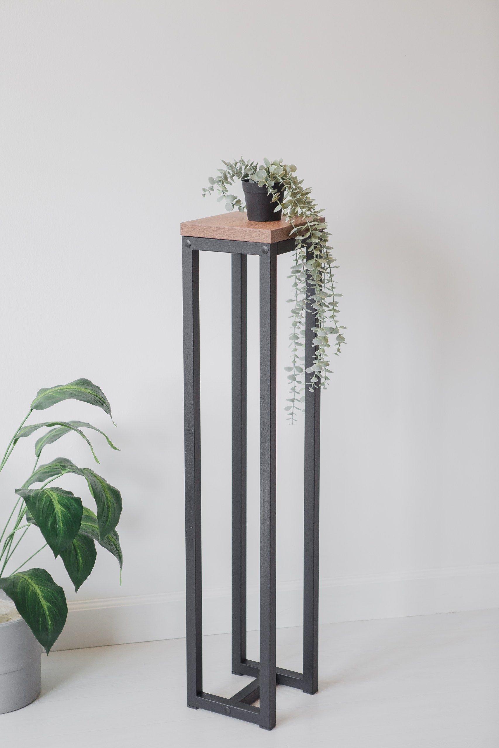 Цветочница-подставка Flowers Tower 100х20х20см дуб табачный, корпус черный