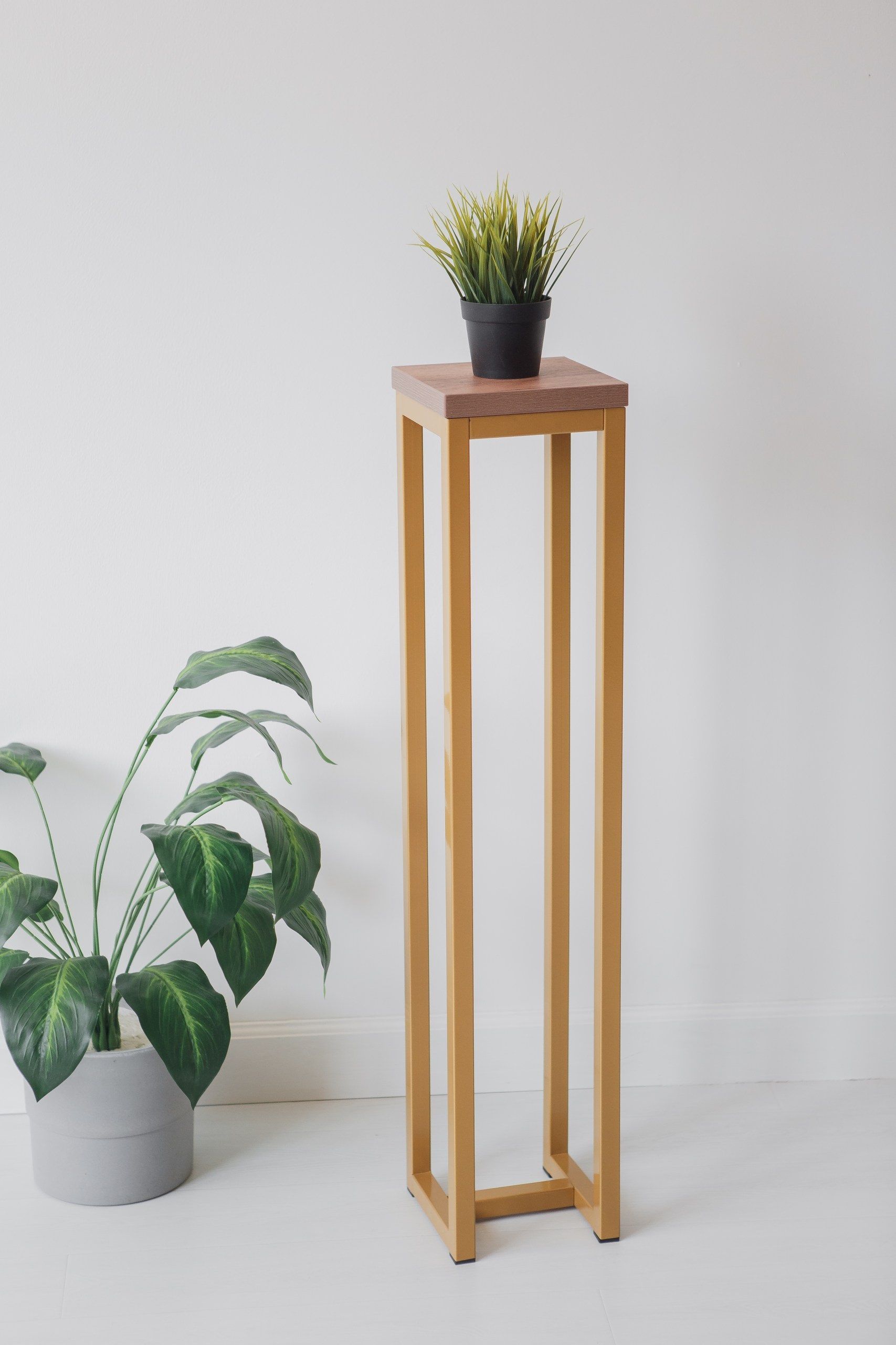 Цветочница-подставка Flowers Tower 100х20х20см дуб табачный, корпус золотой