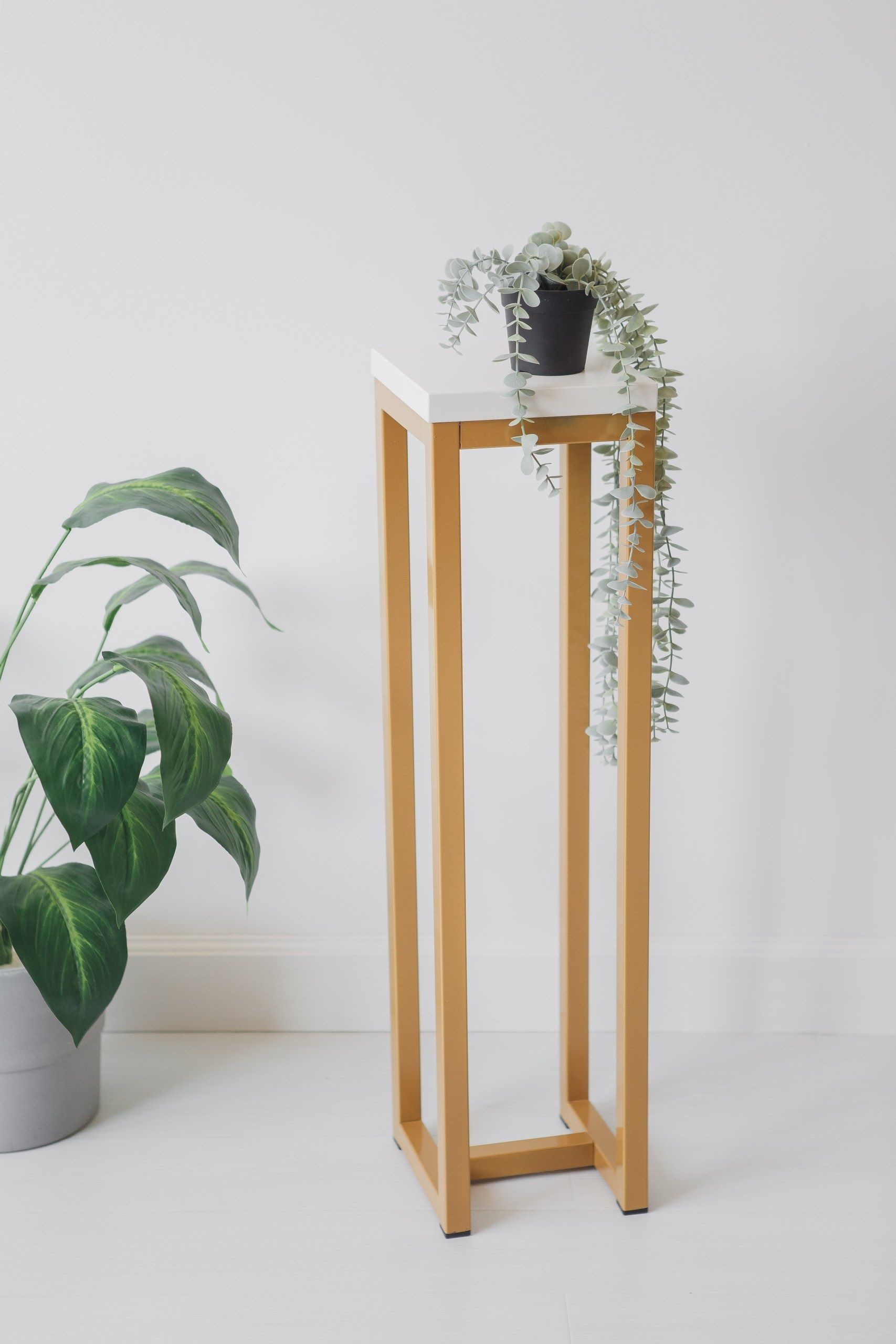 Цветочница-подставка Flowers Tower 80х20х20 см белый, корпус золотой