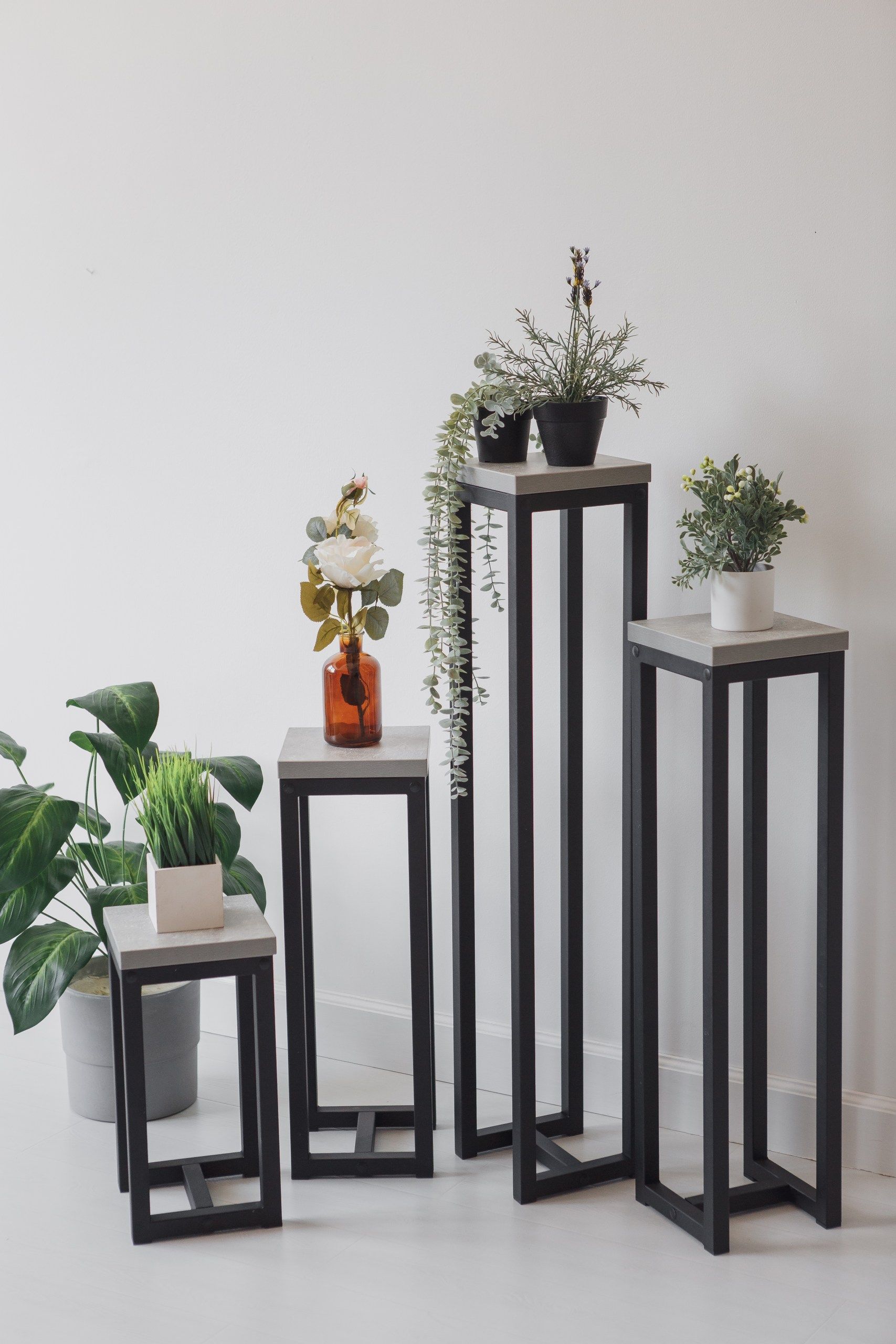 Цветочница-подставка Flowers Tower 60х20х20см ателье светлый, корпус черный