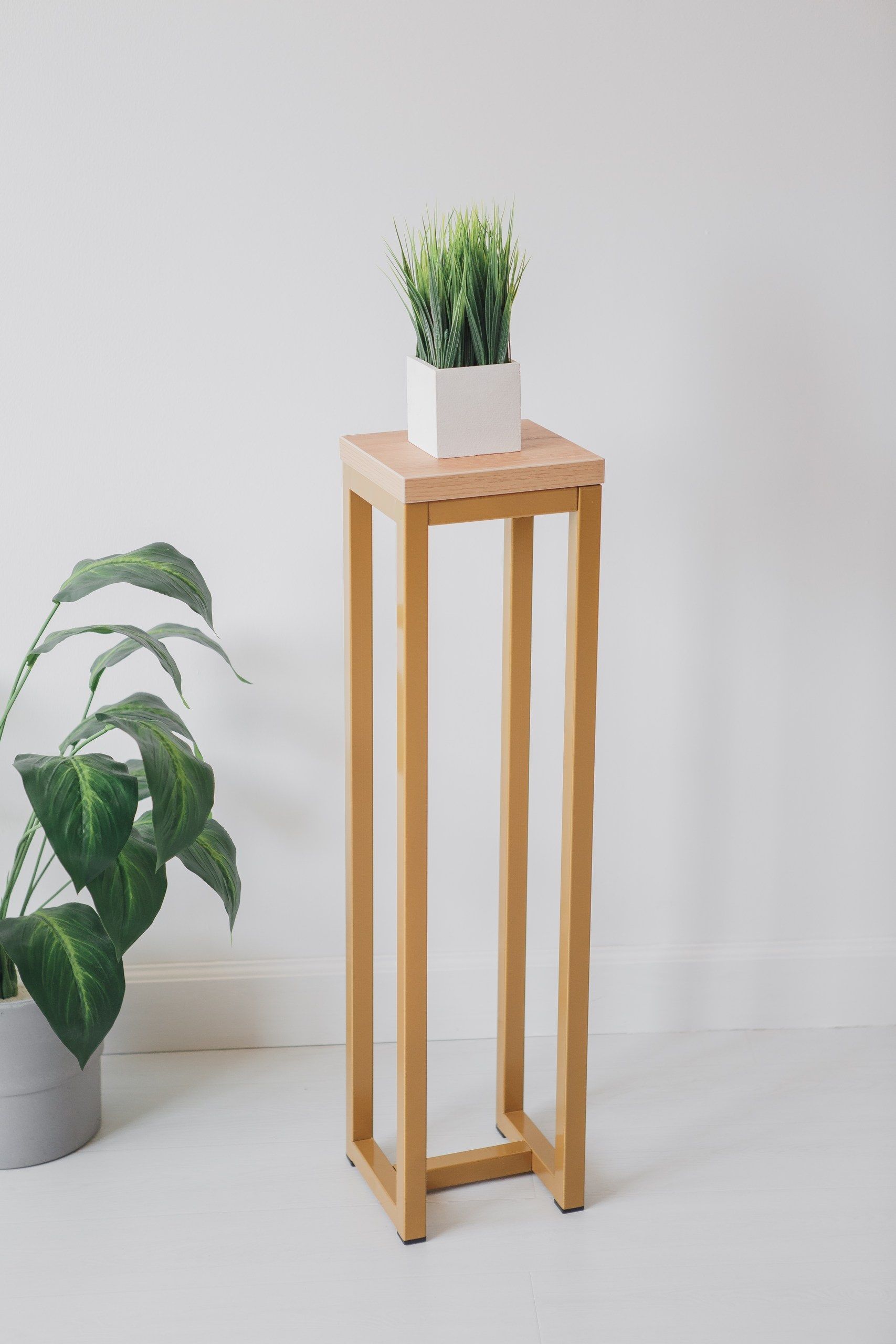 Цветочница-подставка Flowers Tower 80х20х20 см дуб золотой, корпус золотой