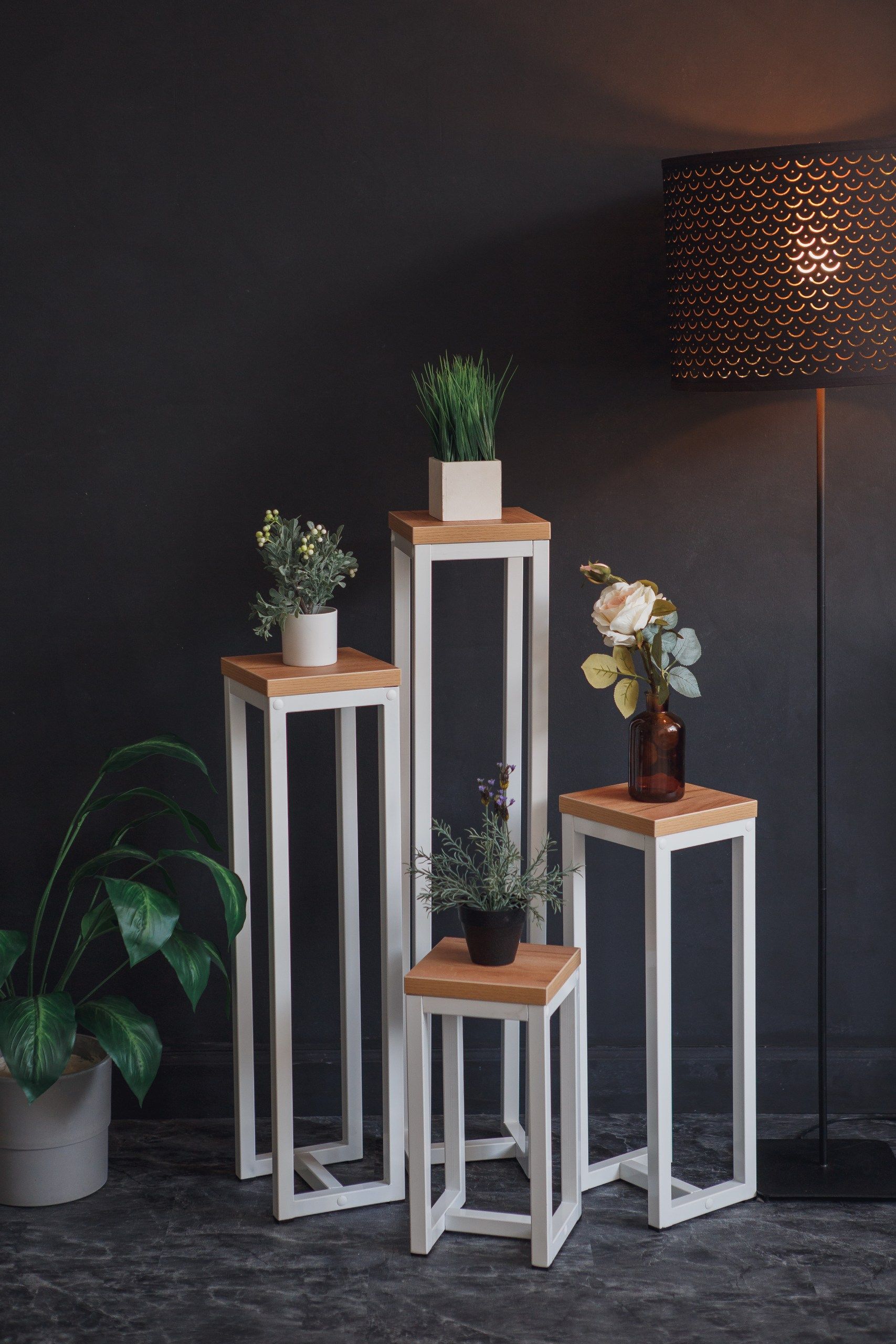 Цветочница-подставка Flowers Tower 80х20х20 см дуб золотой, корпус белый