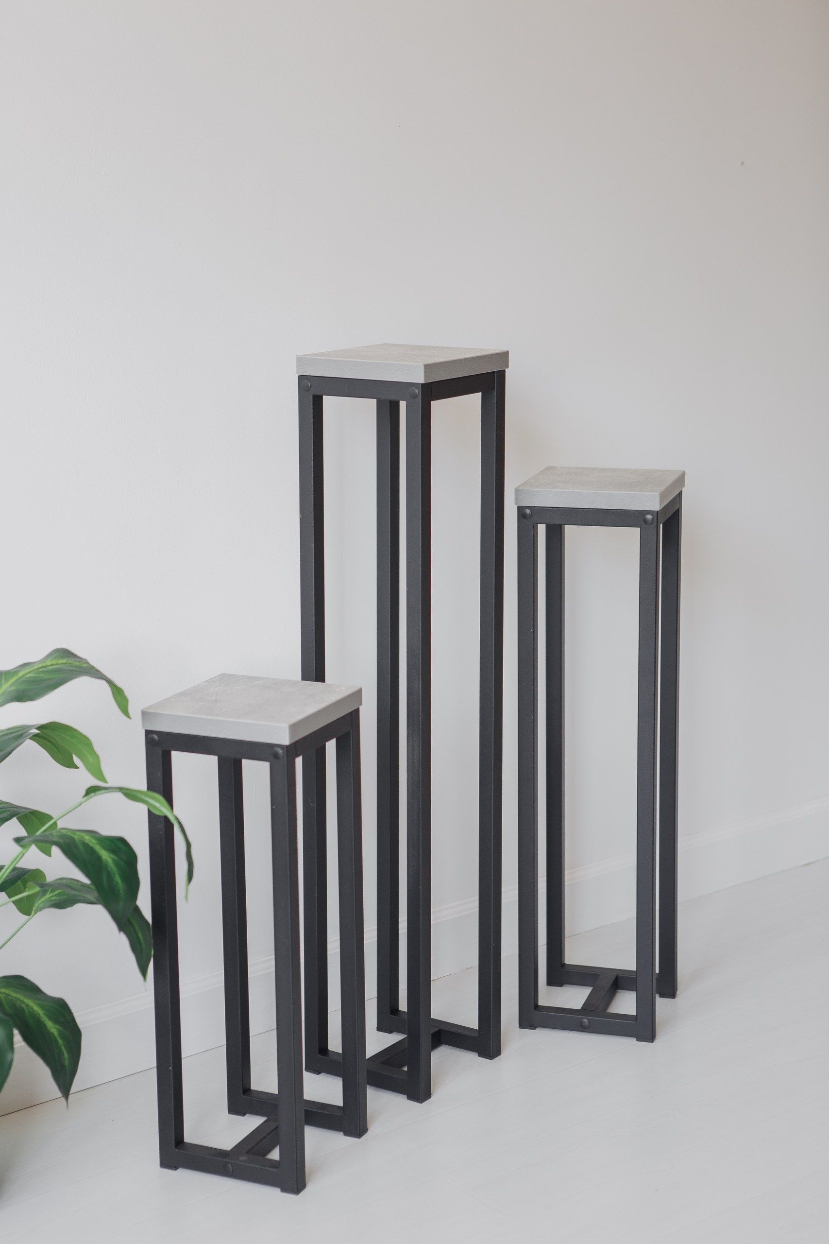 Цветочница-подставка Flowers Tower 40х20см ателье светлый, корпус черный