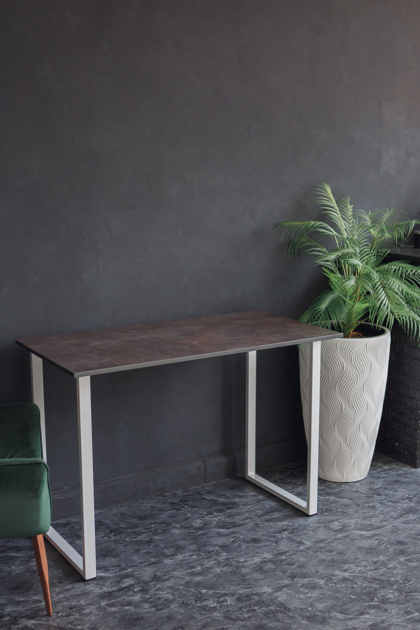 Стол обеденный кухонный письменный Universal Table 90х55см цвет ателье темный, ножки белые