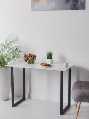 Стол обеденный кухонный письменный Universal Table 90х55см цвет белый, ножки черные