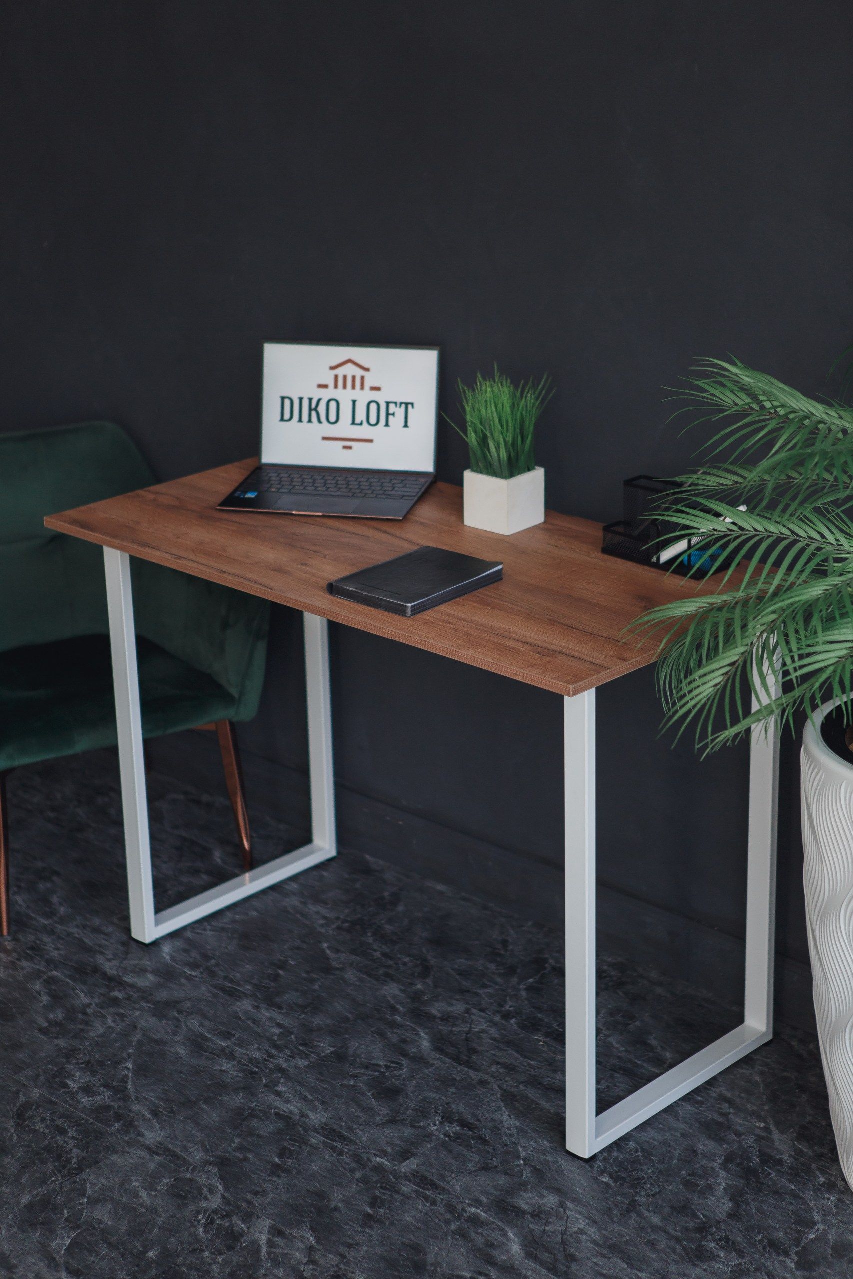 Стол обеденный кухонный письменный Universal Table 90х55см цвет дуб табачный, ножки белые