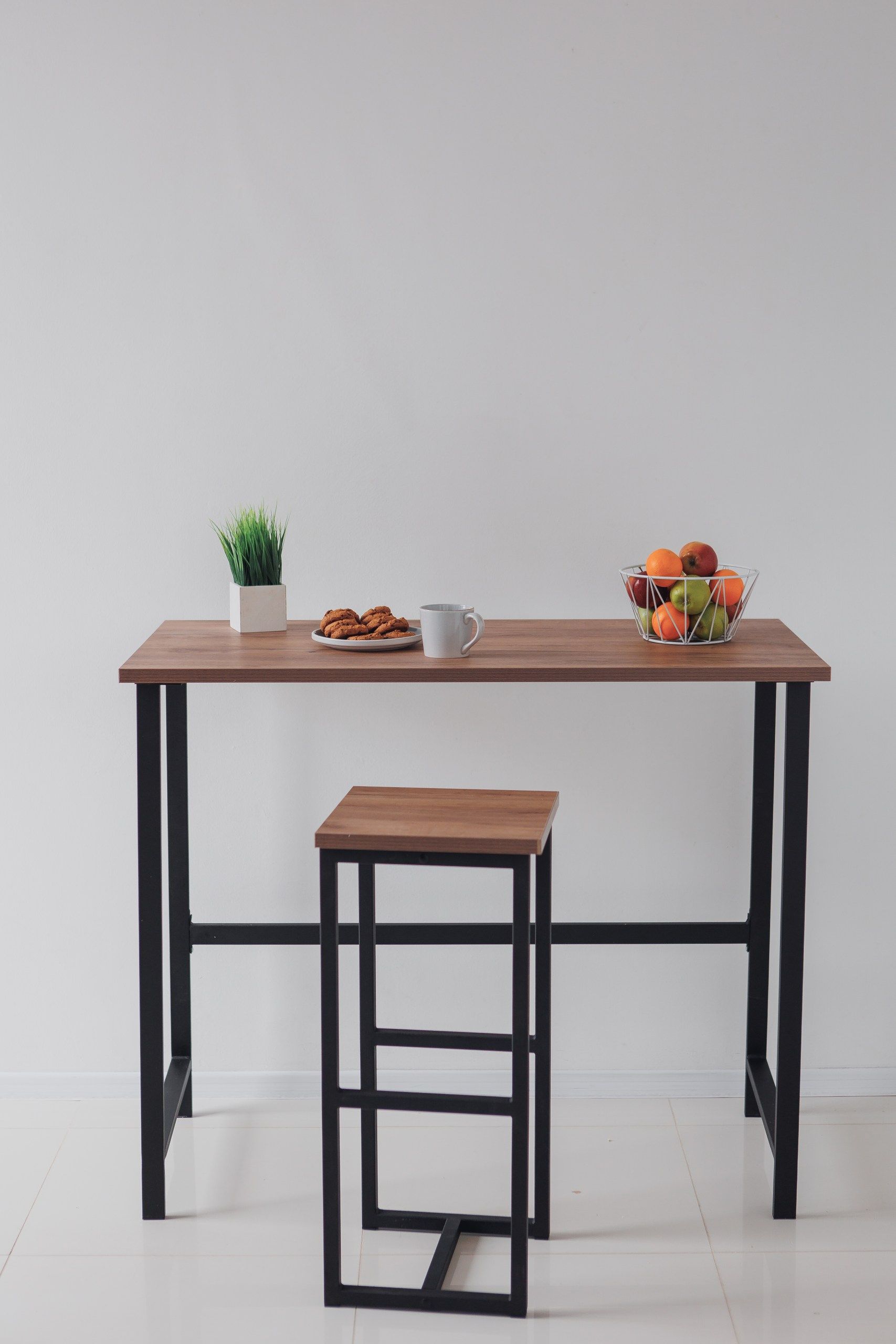 Стол барный Kitchenclassic, размер 120х40х100 см дуб табачный, черное подстолье
