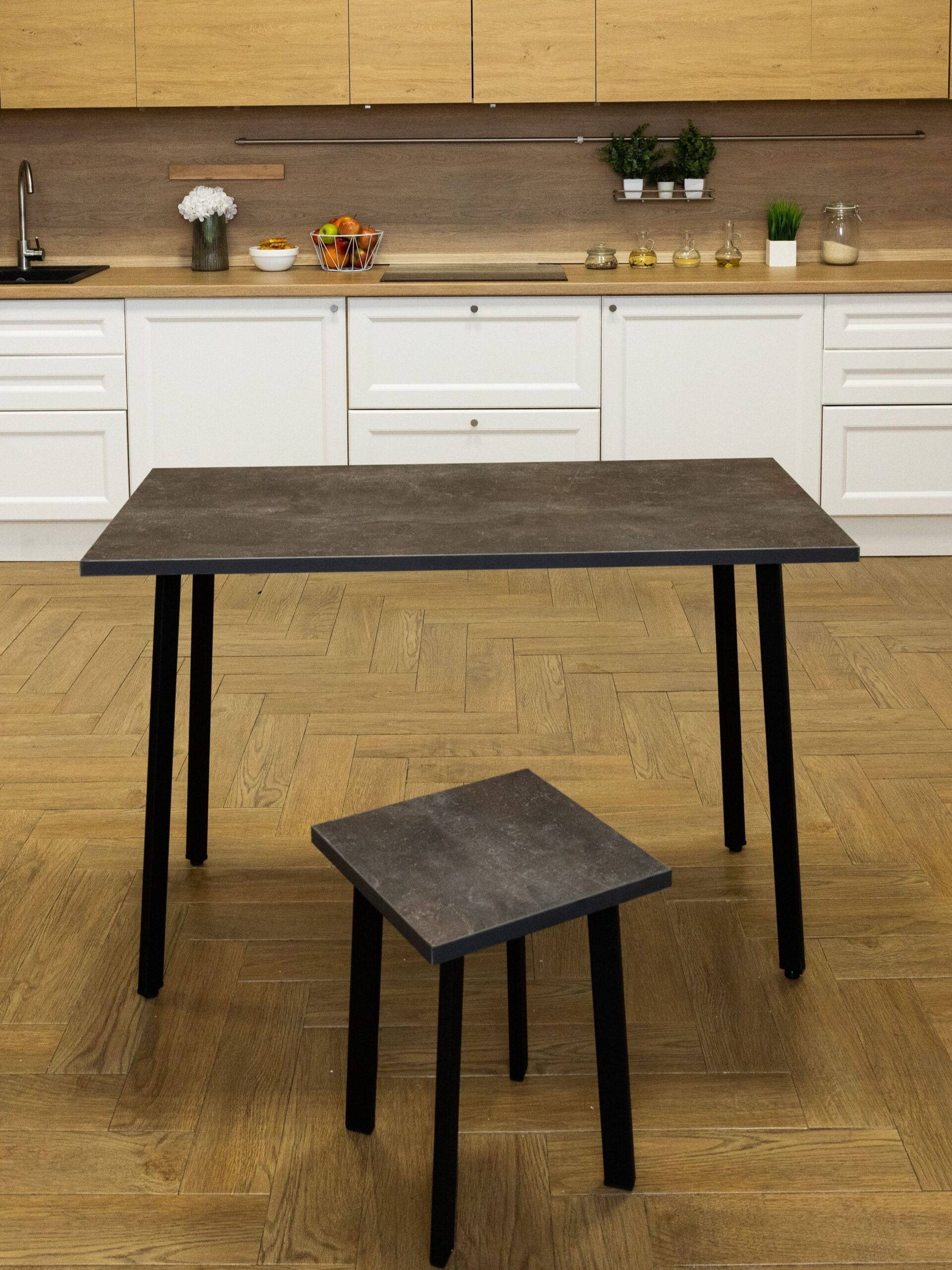 Стол обеденный Delight Dining, размер 140х70х75 см, цвет ателье темный, цвет ножек черный